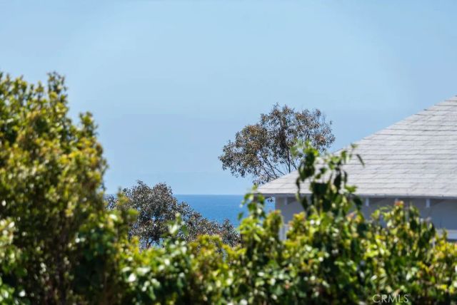 1881 Glennerye, Laguna Beach, CA 92651