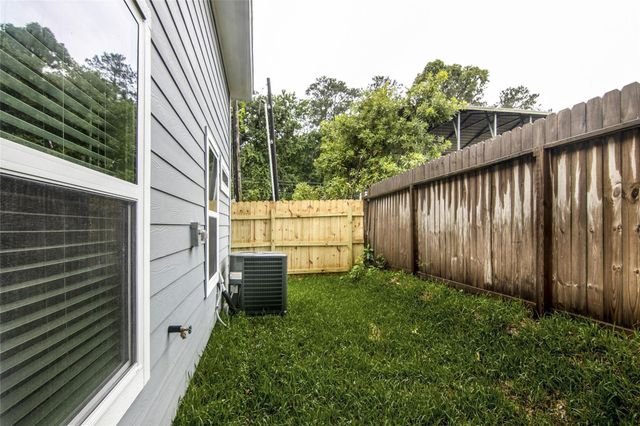 16980 W Ivanhoe, Montgomery, TX 77316