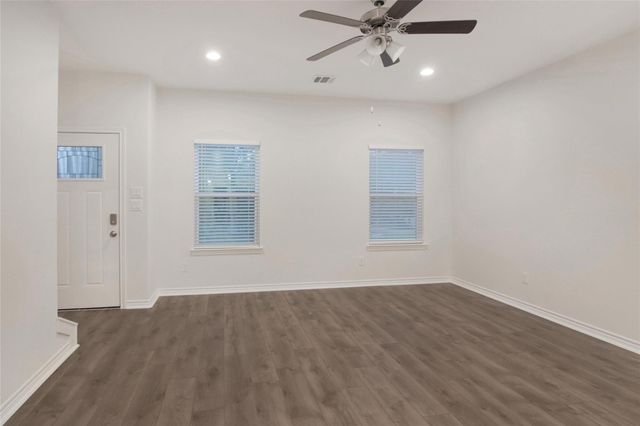 16980 W Ivanhoe, Montgomery, TX 77316