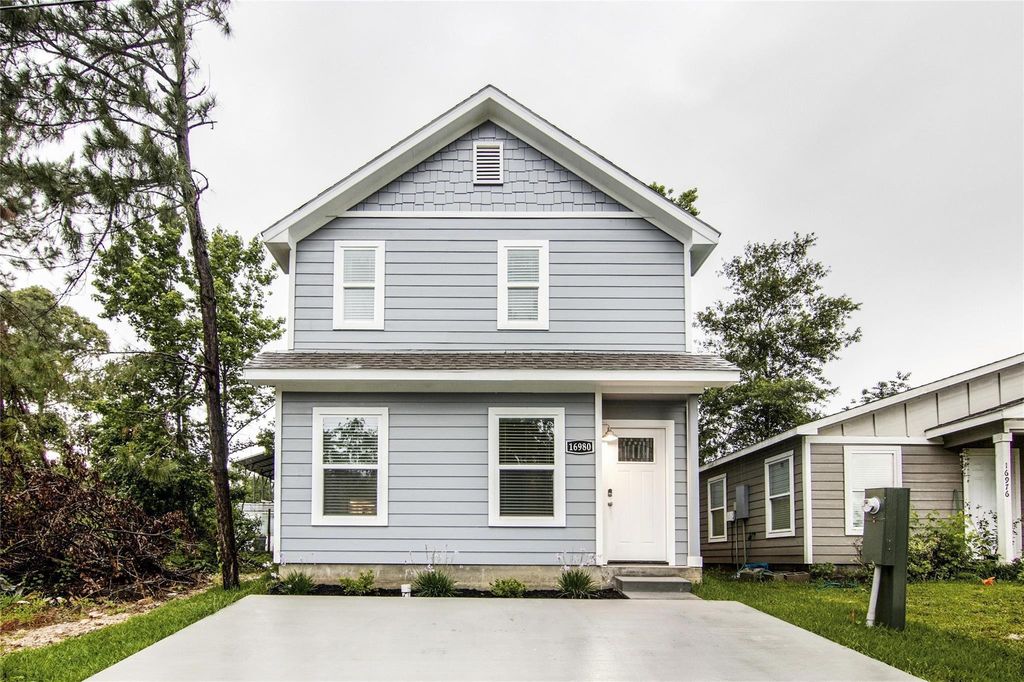 16980 W Ivanhoe, Montgomery, TX 77316