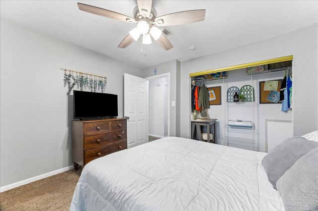 2230 Saint James Place, Pearland, TX 77581