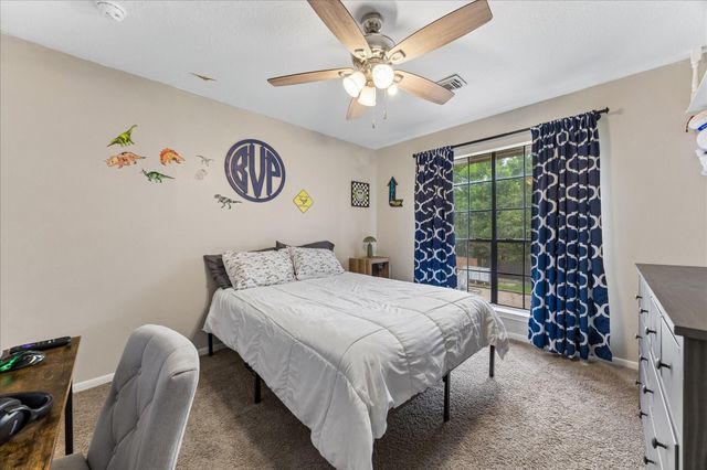 2230 Saint James Place, Pearland, TX 77581