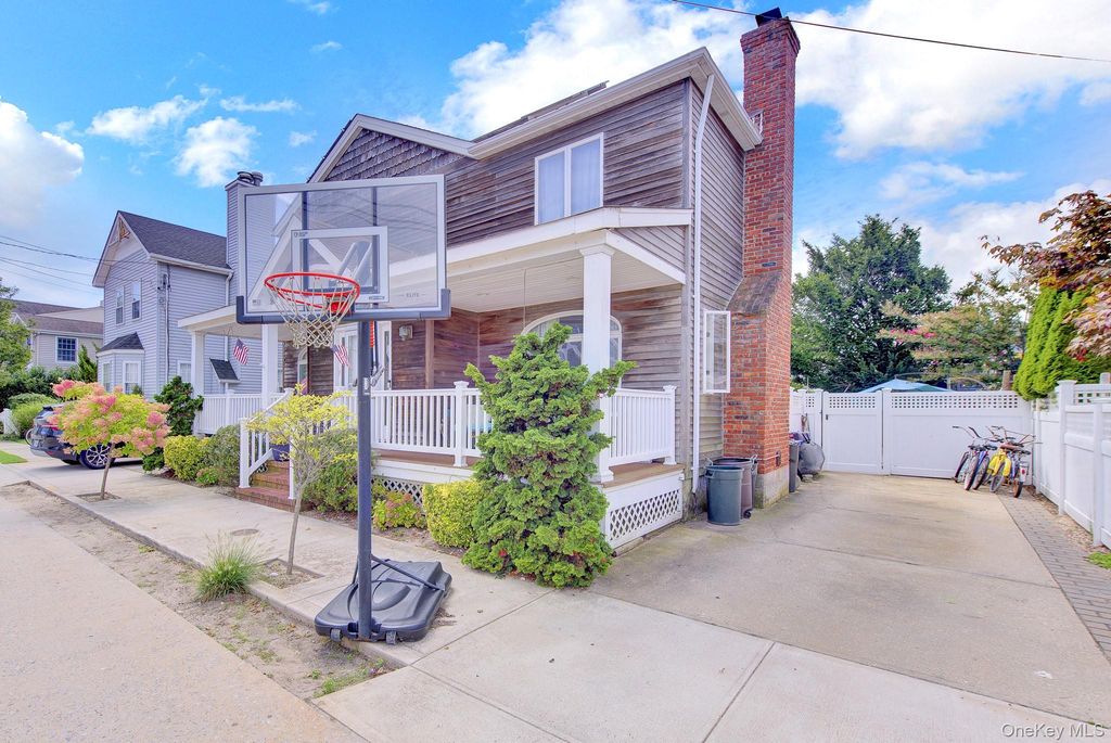 63 Cedarhurst Avenue, Point Lookout, NY 11569 — photo 3