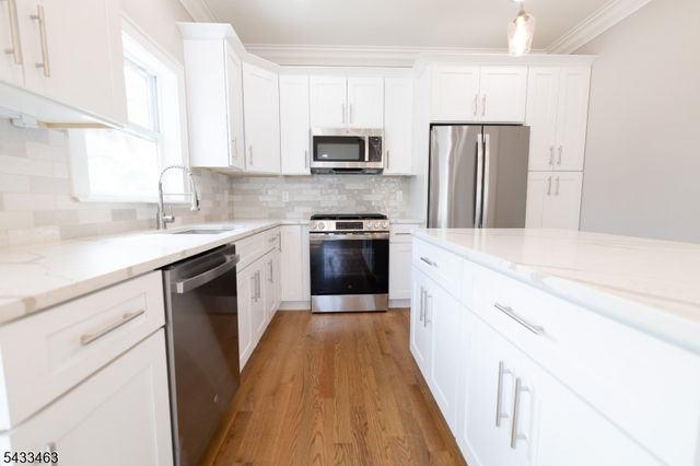 58 Navajo Ave, Parsippany-troy Hills Twp., NJ 07034
