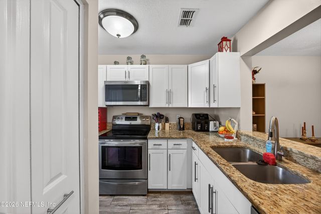 85 DEBARRY Avenue 1024, Orange Park, FL 32073