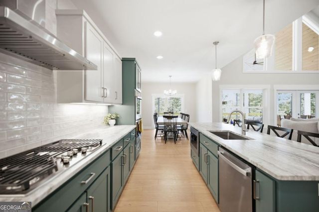 511 Sandy Lake Lane, Blairsville, GA 30512
