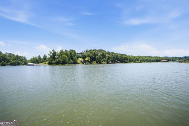 511 Sandy Lake Lane, Blairsville, GA 30512