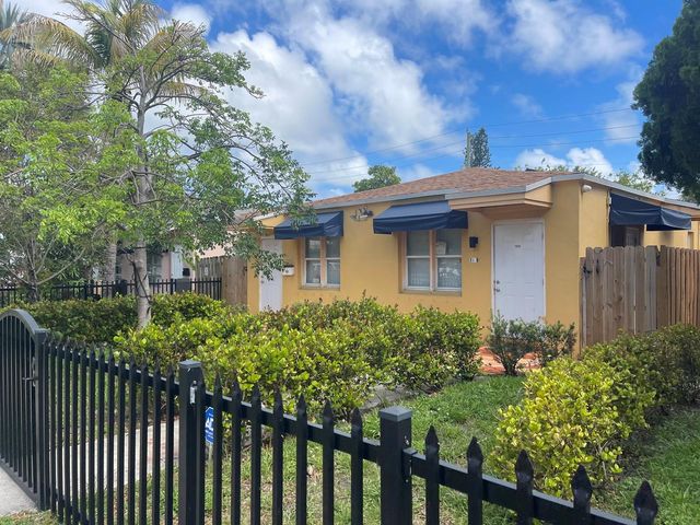 1948 Buchanan Street, Hollywood, FL 33020