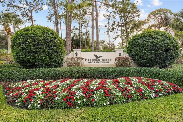 13505 NW Coco Plum Court, Palm City, FL 34990