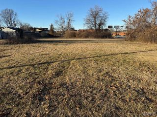 12415 Court Drive, Sunset Hills, MO 63127