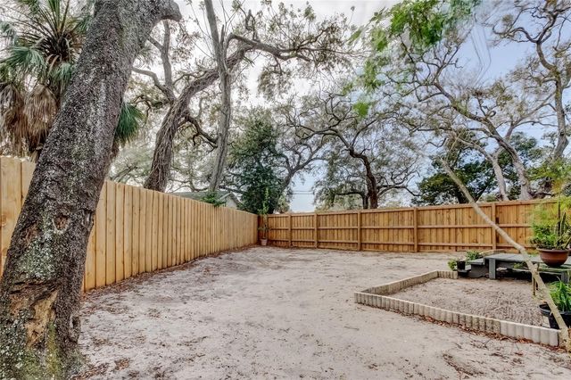 567 SHADY GROVE DRIVE, Dunedin, FL 34698