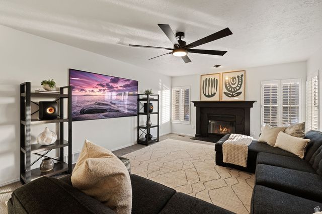 993 E CANYON CREEK, Bountiful, UT 84010