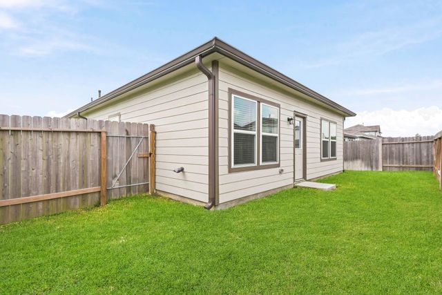 1230 Point Lookout Drive, Dayton, TX 77535