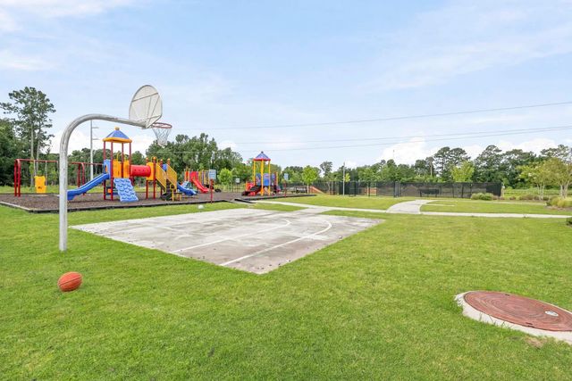 1230 Point Lookout Drive, Dayton, TX 77535