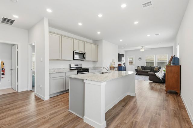 1230 Point Lookout Drive, Dayton, TX 77535