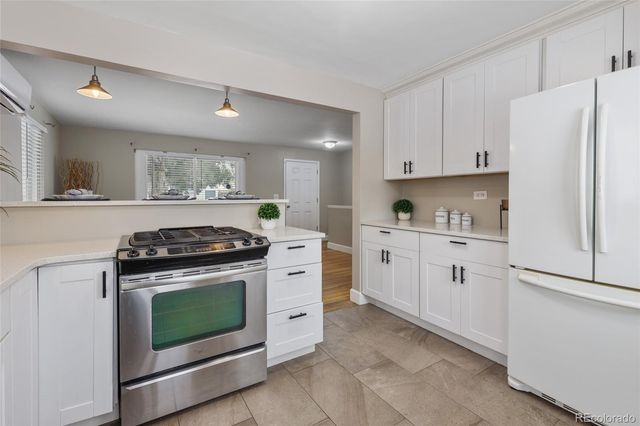 2217 S Cherry Street, Denver, CO 80222