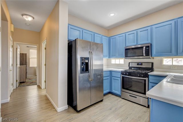 2842 Freedom Hills Drive, Henderson, NV 89052