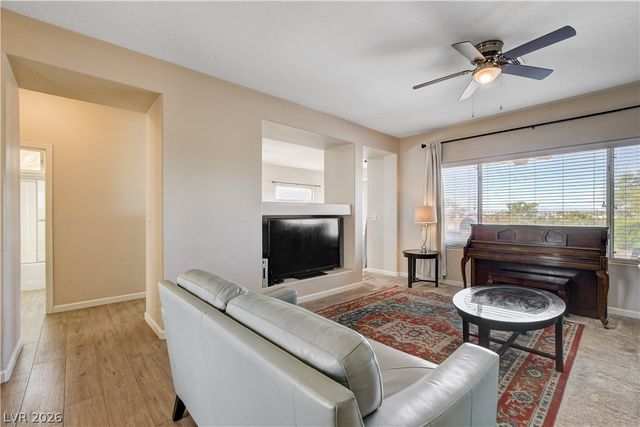 2842 Freedom Hills Drive, Henderson, NV 89052