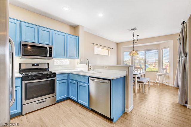 2842 Freedom Hills Drive, Henderson, NV 89052