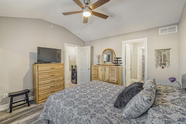 8358 Hemlock Lane N, Maple Grove, MN 55369