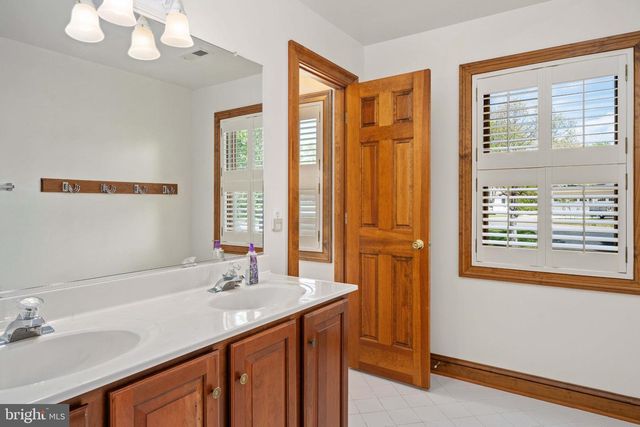 5404 BAZZANELLA DR, Mineral, VA 23117