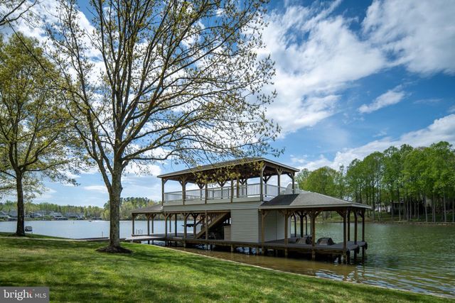 5404 BAZZANELLA DR, Mineral, VA 23117