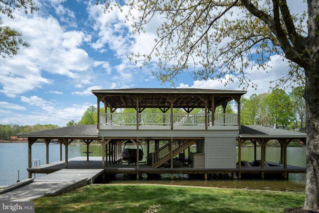 5404 BAZZANELLA DR, Mineral, VA 23117