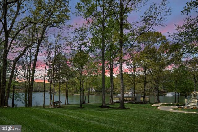 5404 BAZZANELLA DR, Mineral, VA 23117