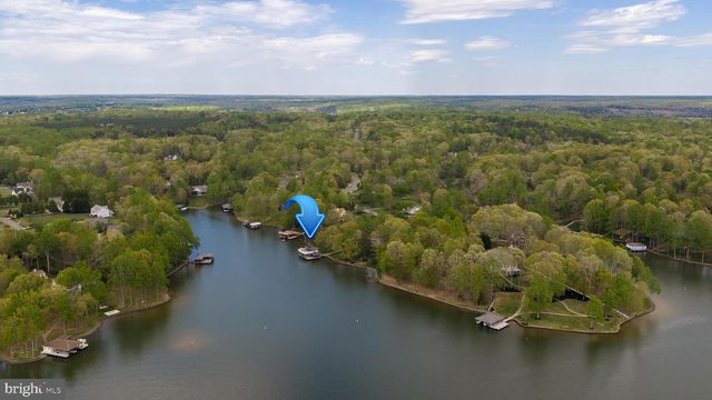 5404 BAZZANELLA DR, Mineral, VA 23117