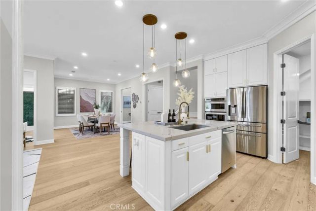 61 Acorn Glen, Irvine, CA 92620