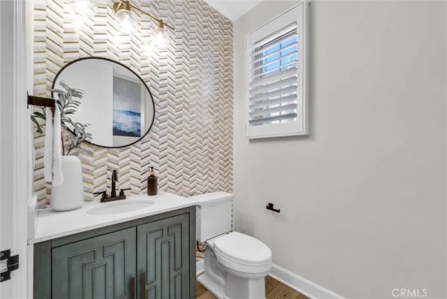 61 Acorn Glen, Irvine, CA 92620