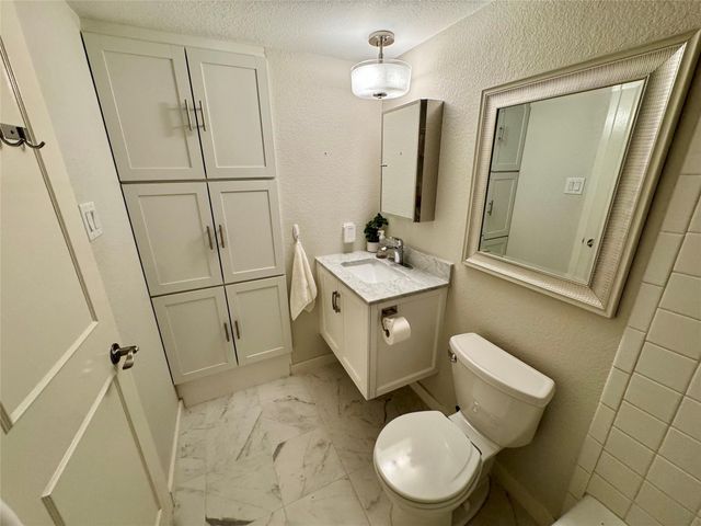 7920 Rockwood LN 138, Austin, TX 78757