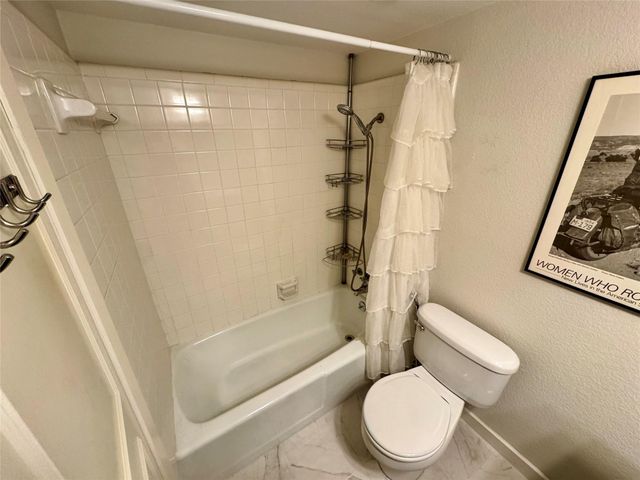 7920 Rockwood LN 138, Austin, TX 78757