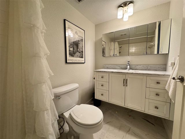 7920 Rockwood LN 138, Austin, TX 78757