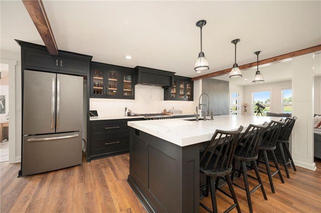 16695 B Highway, Smithville, MO 64089