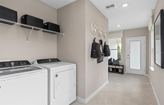 6902 CREEK FALLS ALLEY, Clermont, FL 34714