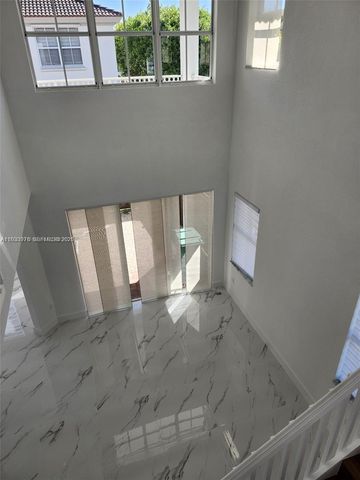 8465 NW 108th Path, Doral, FL 33178