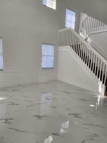 8465 NW 108th Path, Doral, FL 33178