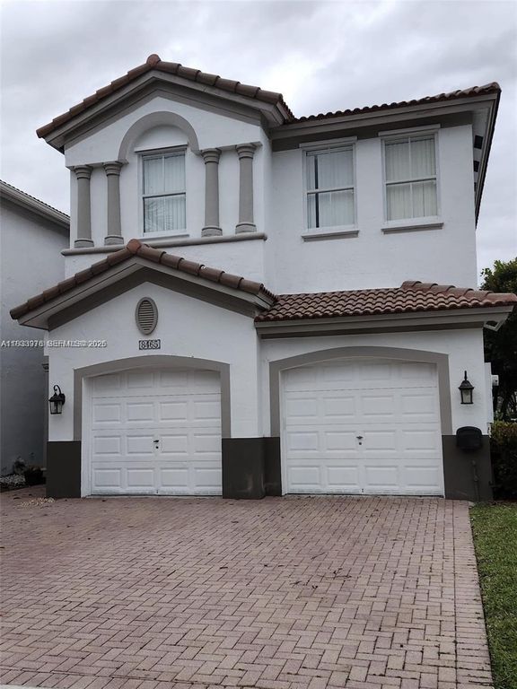 8465 NW 108th Path, Doral, FL 33178