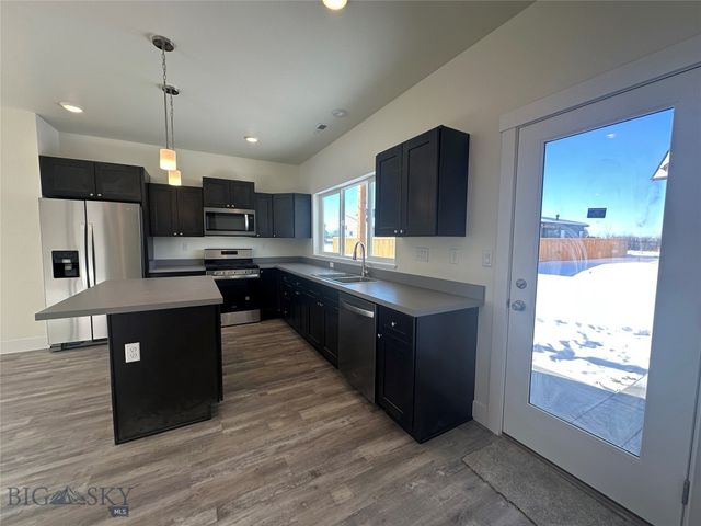 21 N Reliance Ave, Bozeman, MT 59718