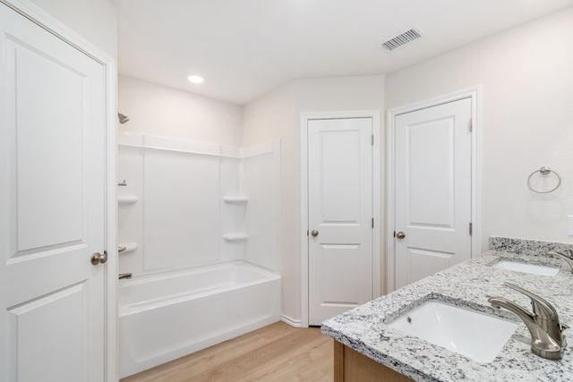 917 E 3rd St, Coleman, TX 76834