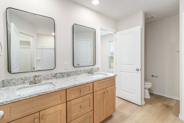 917 E 3rd St, Coleman, TX 76834