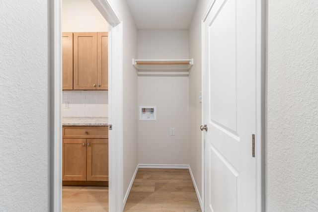 917 E 3rd St, Coleman, TX 76834