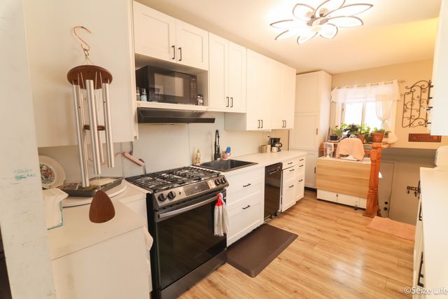 52 Wren Road, Carpentersville, IL 60110