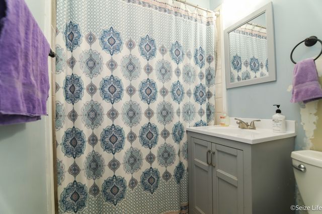 52 Wren Road, Carpentersville, IL 60110