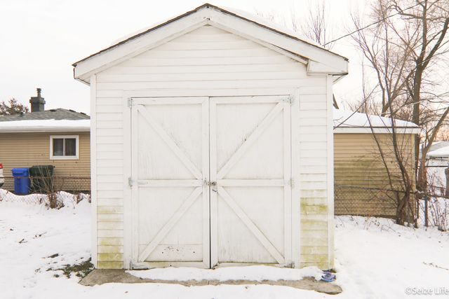 52 Wren Road, Carpentersville, IL 60110