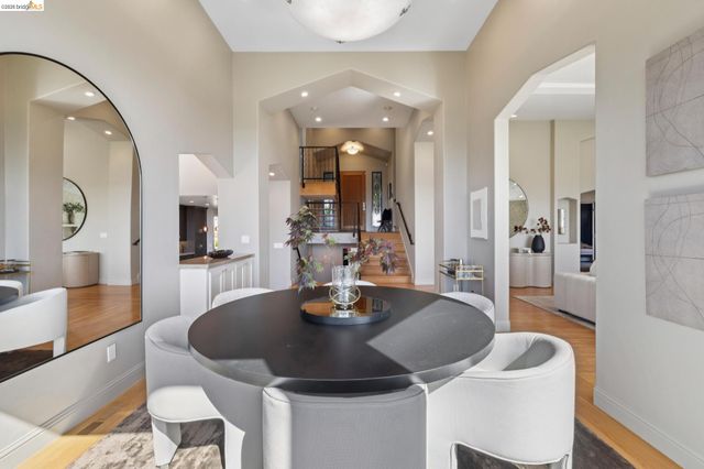 1426 Grand View Dr, Berkeley, CA 94705