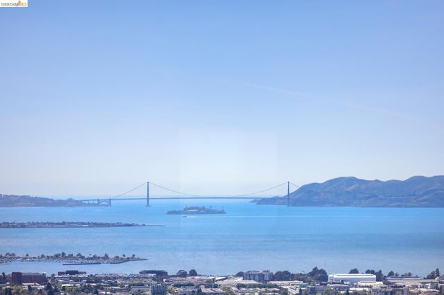 1426 Grand View Dr, Berkeley, CA 94705