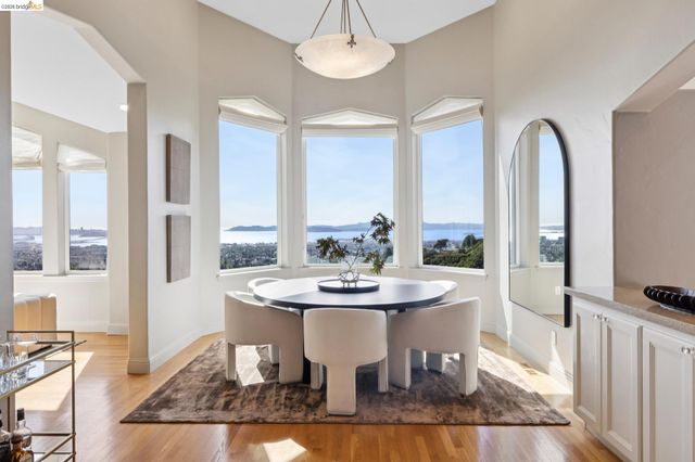 1426 Grand View Dr, Berkeley, CA 94705