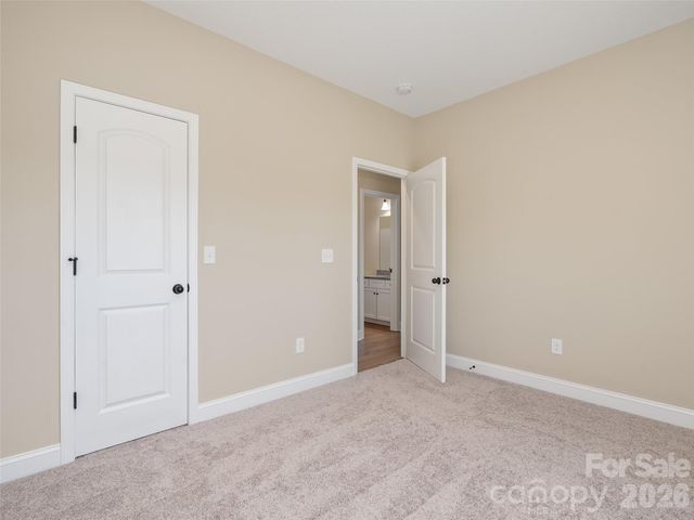 373 Barefoot Ridge, Clyde, NC 28721